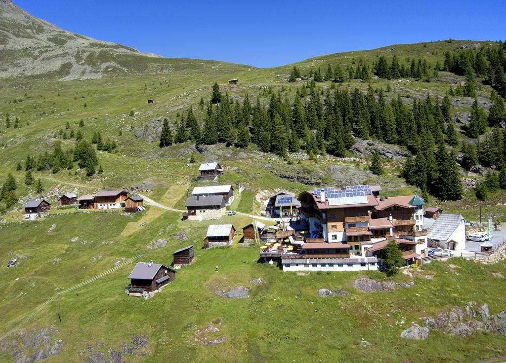 Hotel Silbertal - Almhuetten سولدن الغرفة الصورة