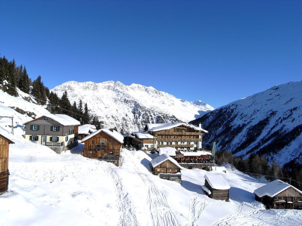 Hotel Silbertal - Almhuetten سولدن الغرفة الصورة